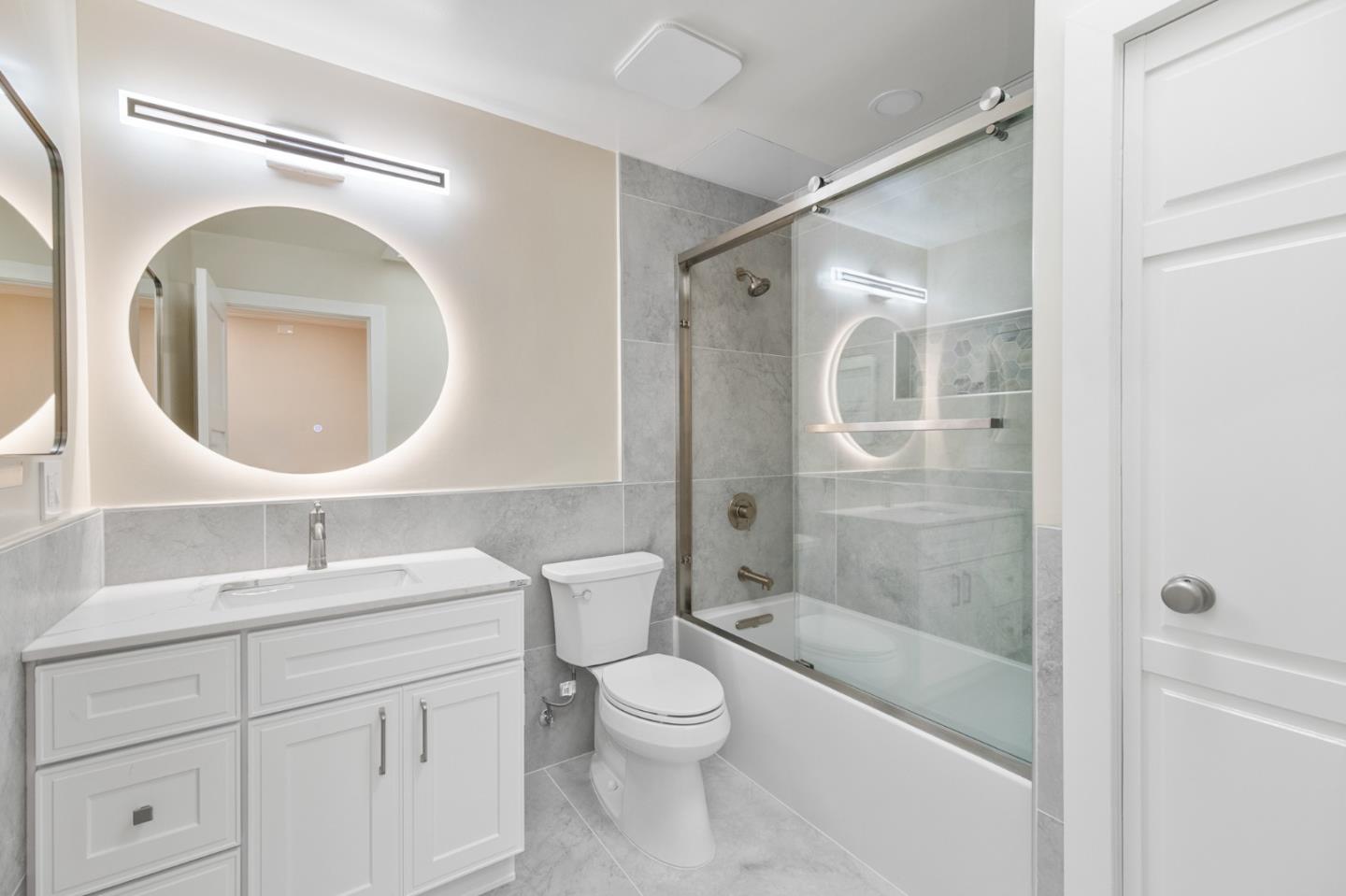 Detail Gallery Image 14 of 25 For 2546 35th Ave, San Francisco,  CA 94116 - 4 Beds | 4 Baths