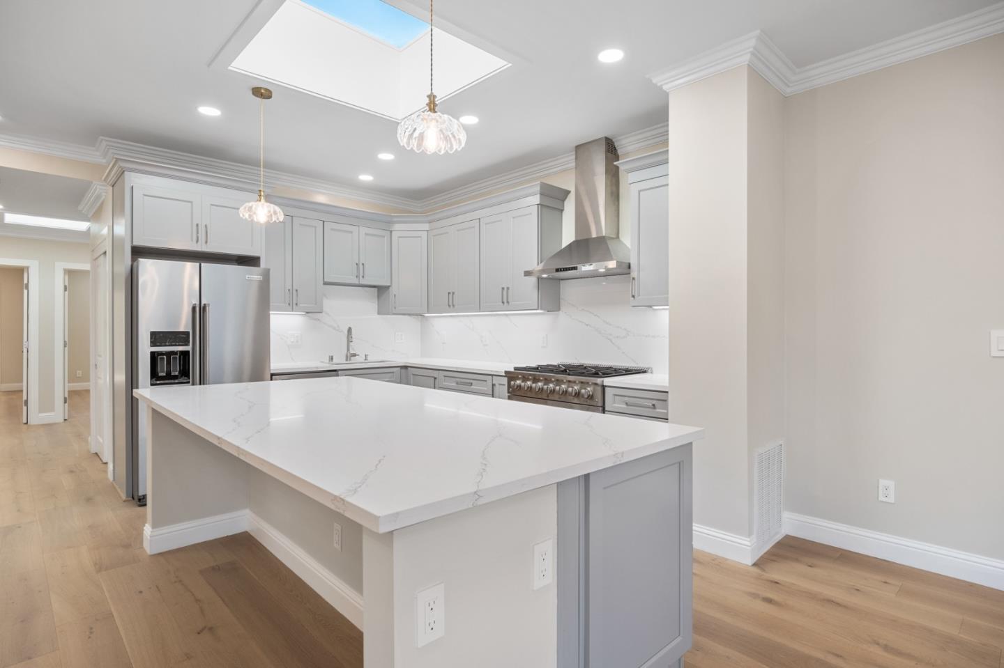 Detail Gallery Image 7 of 25 For 2546 35th Ave, San Francisco,  CA 94116 - 4 Beds | 4 Baths