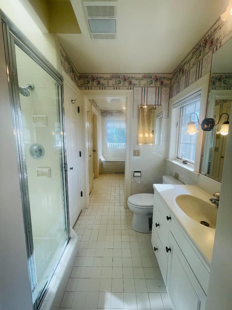 Detail Gallery Image 49 of 73 For 200 Iris Way, Palo Alto,  CA 94303 - 6 Beds | 5 Baths