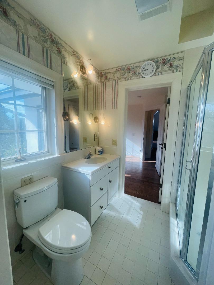 Detail Gallery Image 50 of 73 For 200 Iris Way, Palo Alto,  CA 94303 - 6 Beds | 5 Baths