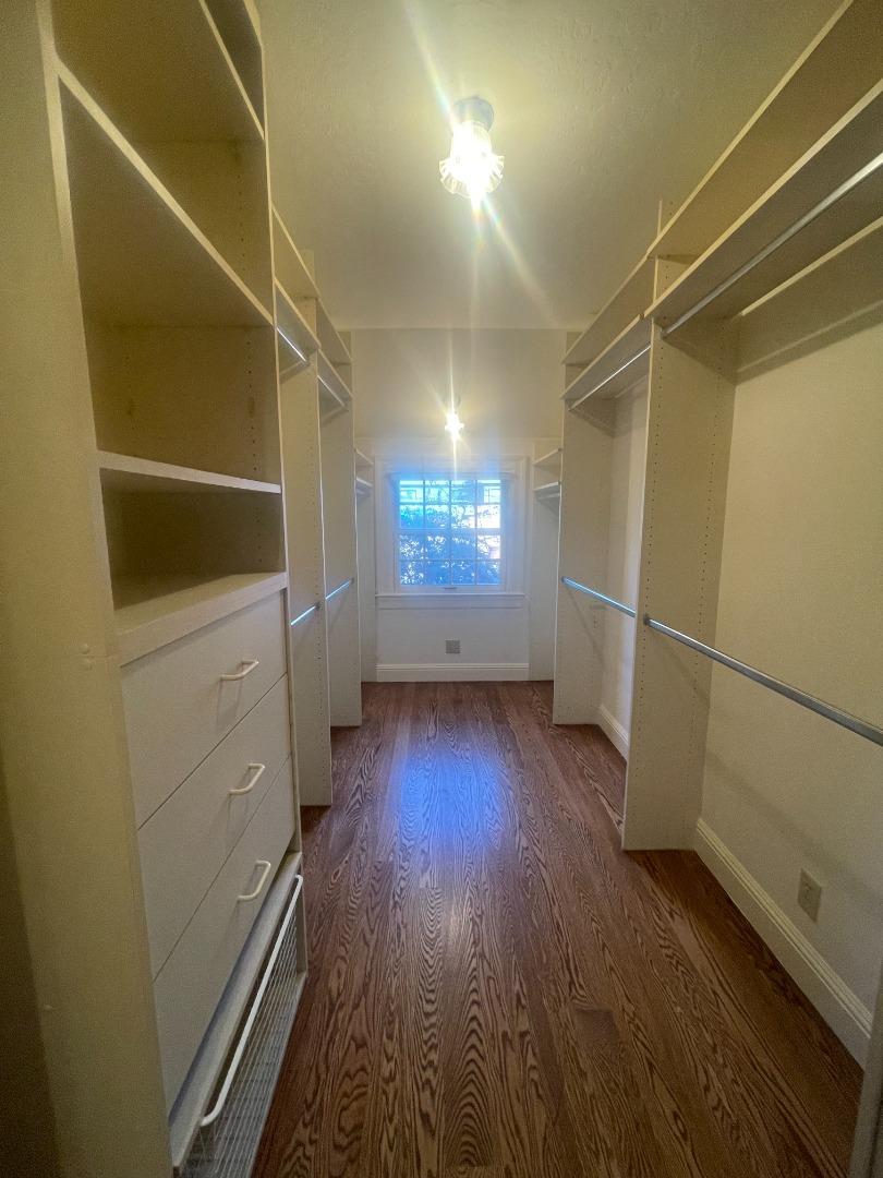 Detail Gallery Image 62 of 73 For 200 Iris Way, Palo Alto,  CA 94303 - 6 Beds | 5 Baths