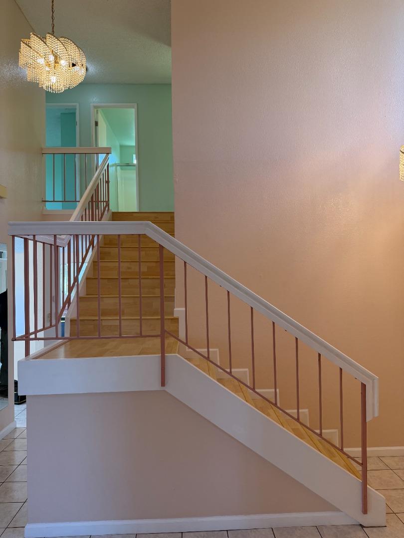 Detail Gallery Image 16 of 26 For 1723 Pheasant Dr, Hercules,  CA 94547 - 4 Beds | 2/1 Baths