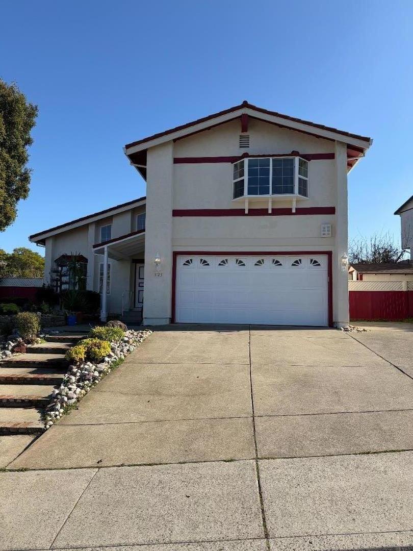 Detail Gallery Image 2 of 26 For 1723 Pheasant Dr, Hercules,  CA 94547 - 4 Beds | 2/1 Baths