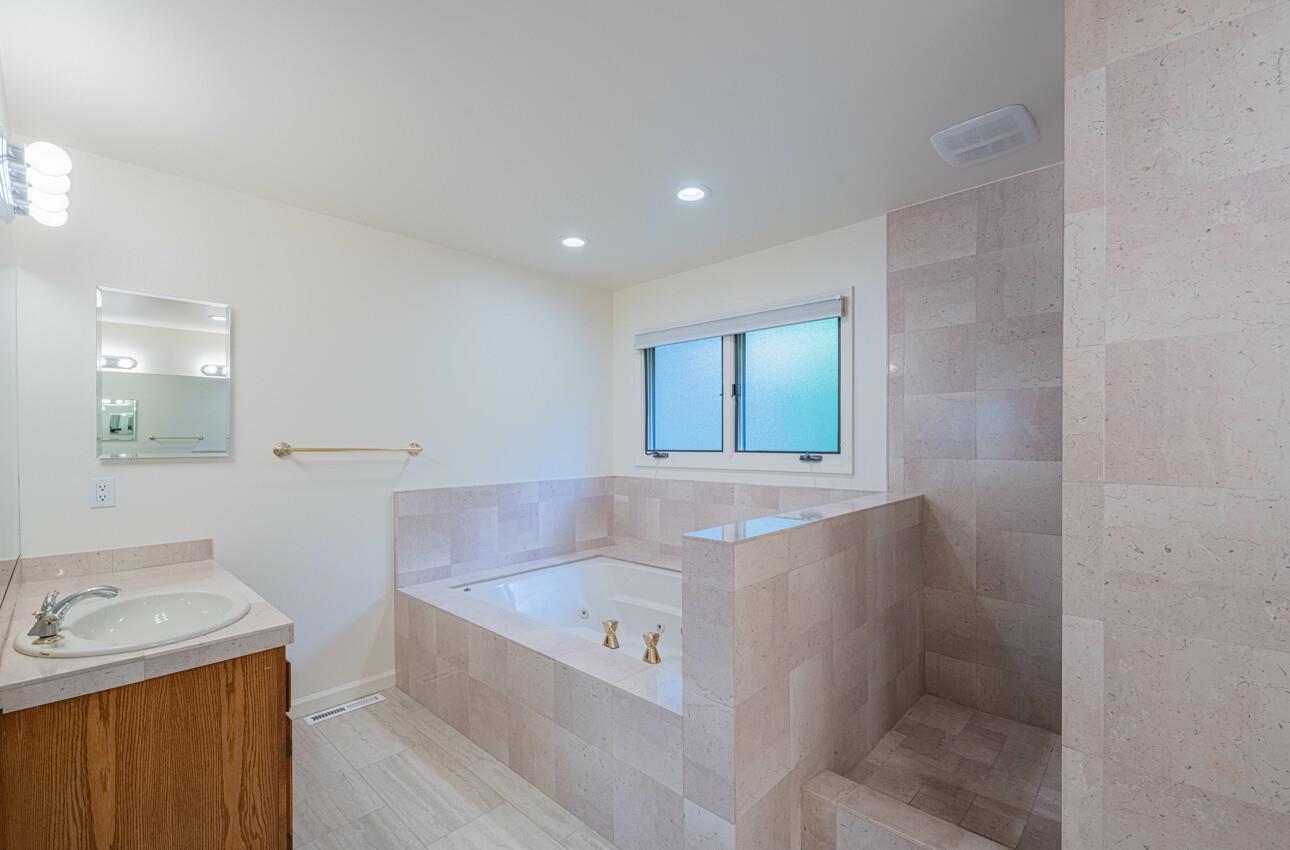 Detail Gallery Image 18 of 23 For 4055 Sunset, Pebble Beach,  CA 93953 - 4 Beds | 2/1 Baths