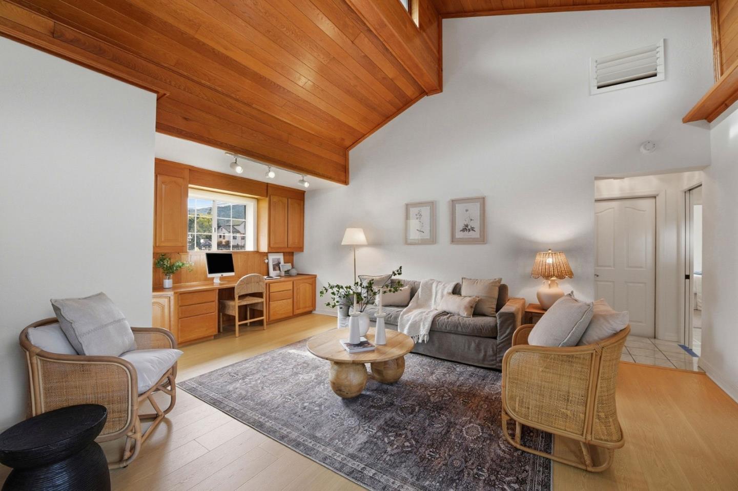 Detail Gallery Image 8 of 36 For 560 University Ave, Los Gatos,  CA 95032 - 3 Beds | 3 Baths