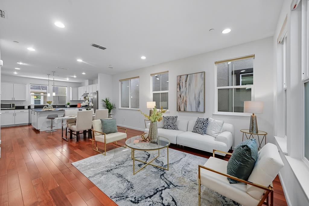 Detail Gallery Image 5 of 46 For 1538 Neleigh Pl, San Jose,  CA 95131 - 3 Beds | 2 Baths