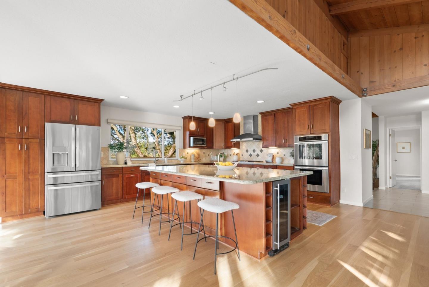 Detail Gallery Image 11 of 41 For 1044 Pleasant Valley Rd, Aptos,  CA 95003 - 4 Beds | 3 Baths