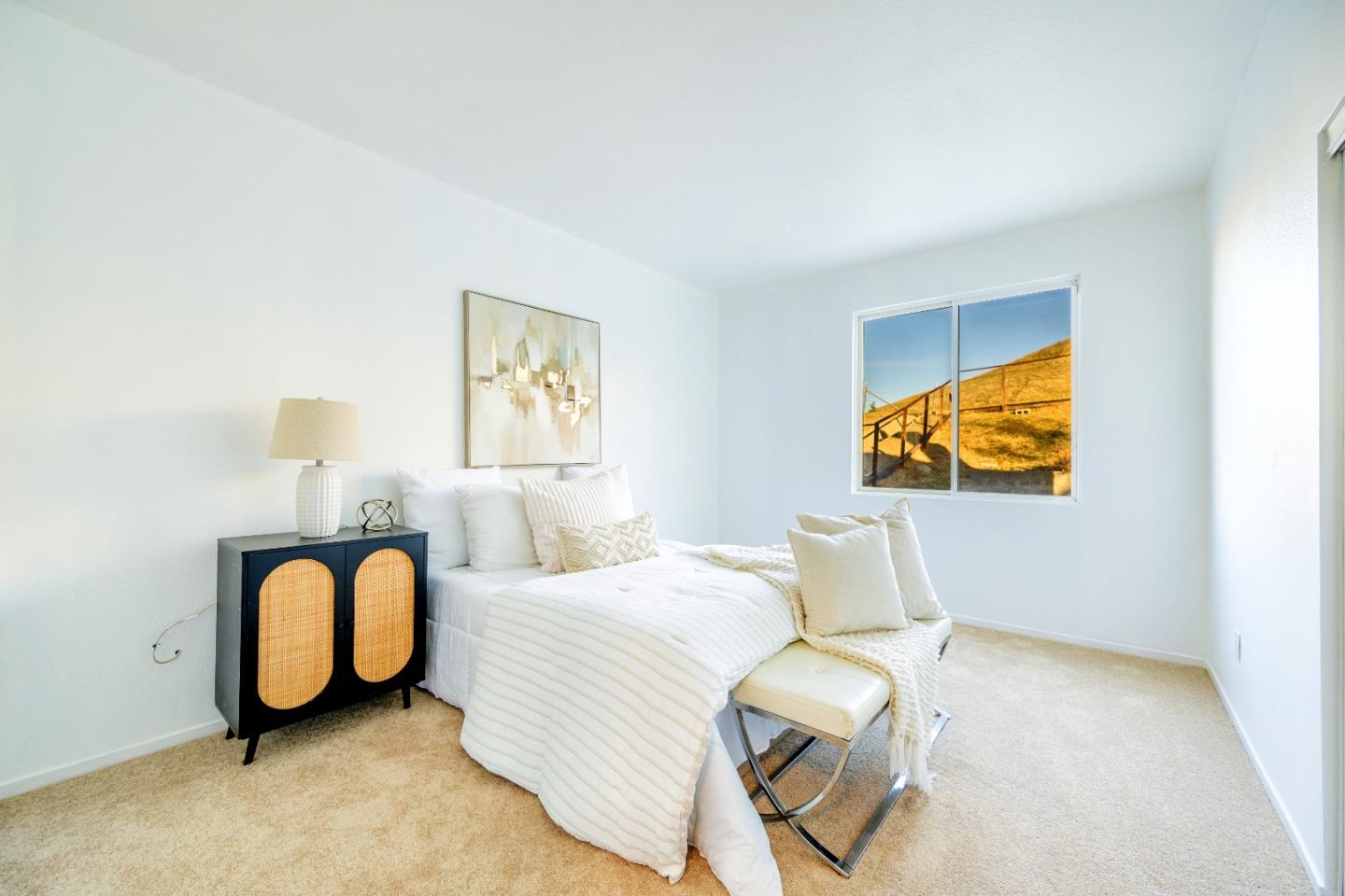 Detail Gallery Image 16 of 26 For 2275 Southwood Dr, Pittsburg,  CA 94565 - 6 Beds | 4 Baths