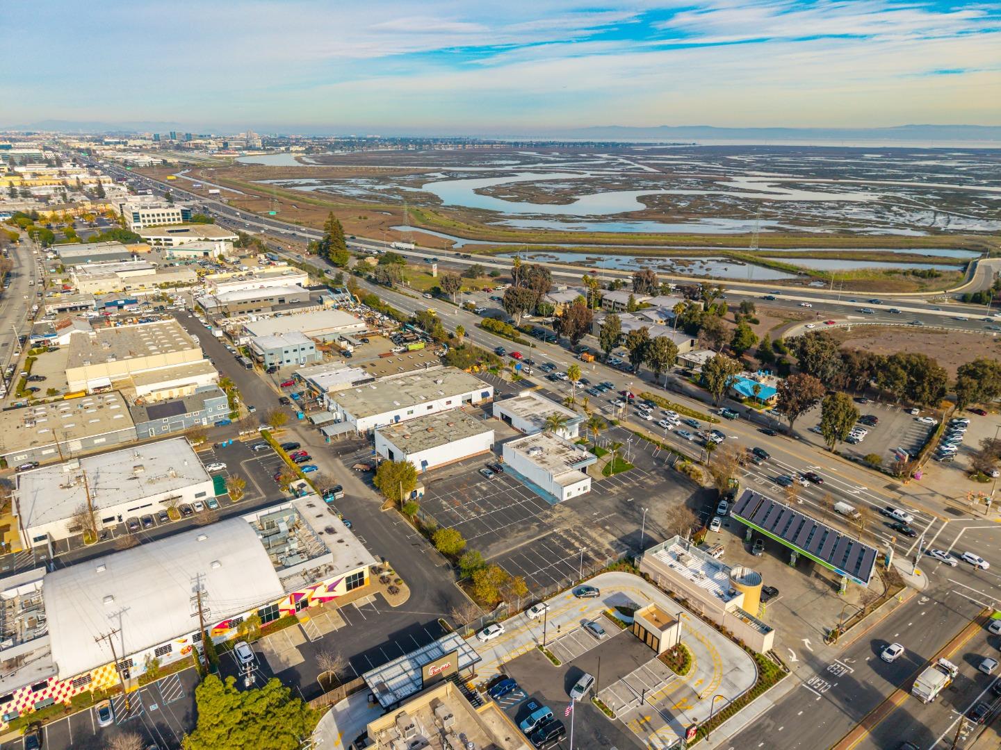 Detail Gallery Image 11 of 44 For 480 Veterans, Redwood City,  CA 94063 - – Beds | – Baths