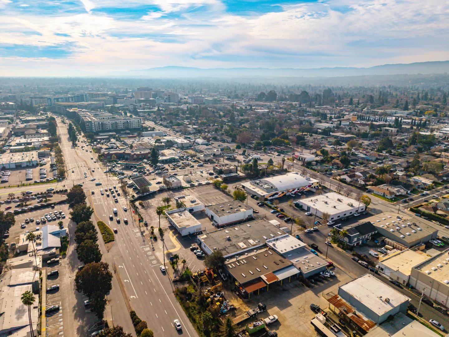 Detail Gallery Image 12 of 44 For 480 Veterans, Redwood City,  CA 94063 - – Beds | – Baths
