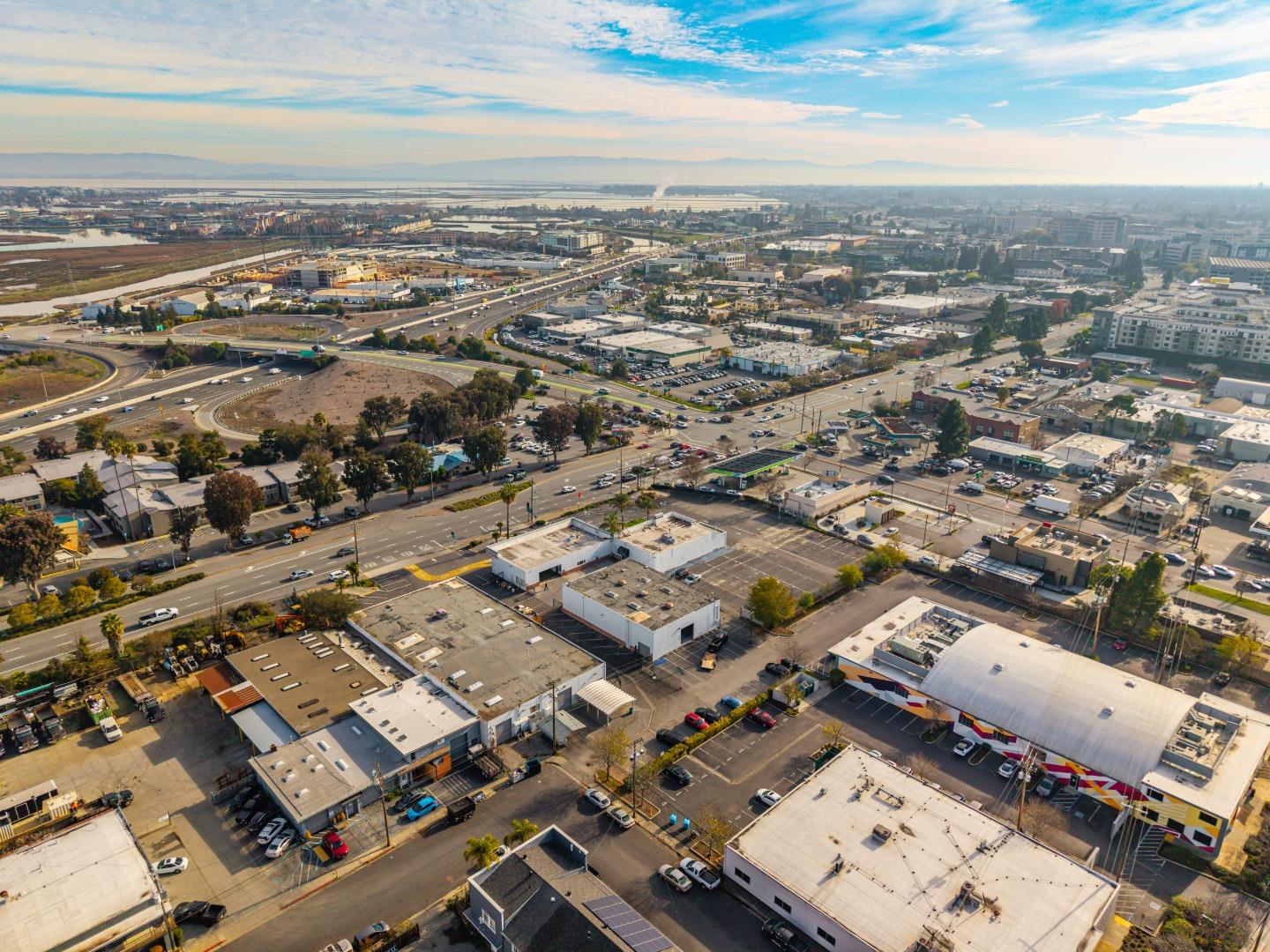 Detail Gallery Image 13 of 44 For 480 Veterans, Redwood City,  CA 94063 - – Beds | – Baths