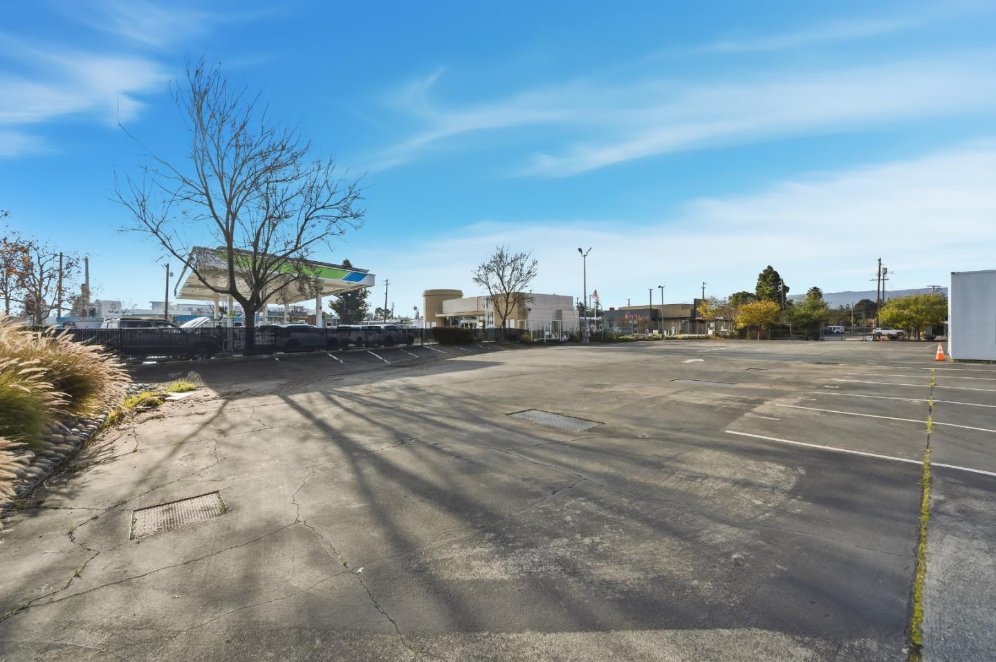 Detail Gallery Image 17 of 44 For 480 Veterans, Redwood City,  CA 94063 - – Beds | – Baths