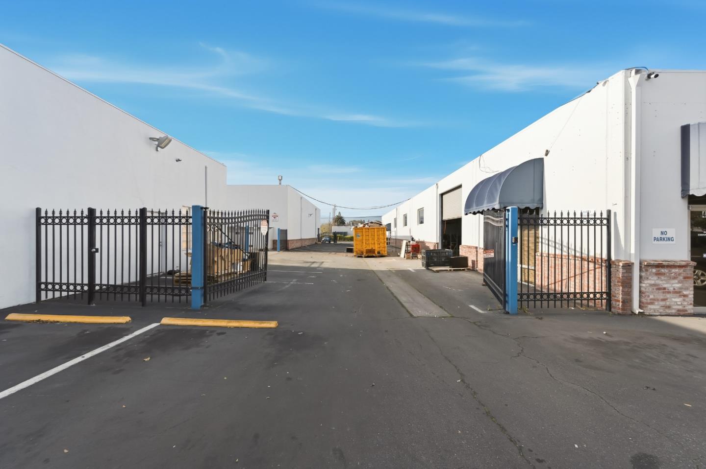 Detail Gallery Image 23 of 44 For 480 Veterans, Redwood City,  CA 94063 - – Beds | – Baths