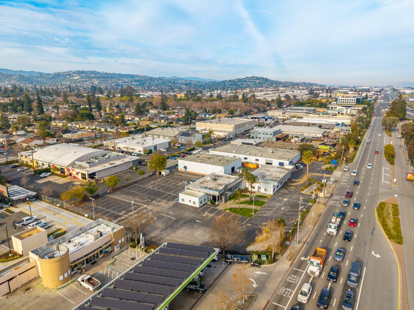 Detail Gallery Image 4 of 44 For 480 Veterans, Redwood City,  CA 94063 - – Beds | – Baths