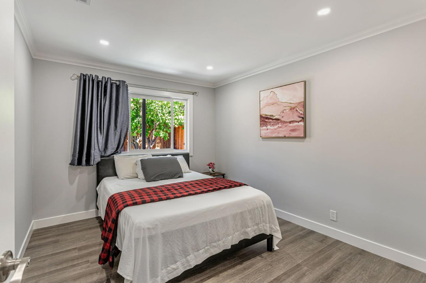 Detail Gallery Image 23 of 35 For 3854 Deans Place Way, San Jose,  CA 95121 - 5 Beds | 3 Baths