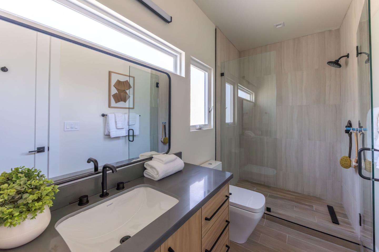 Detail Gallery Image 36 of 49 For 842 Clearfield Dr, Millbrae,  CA 94030 - 4 Beds | 3 Baths