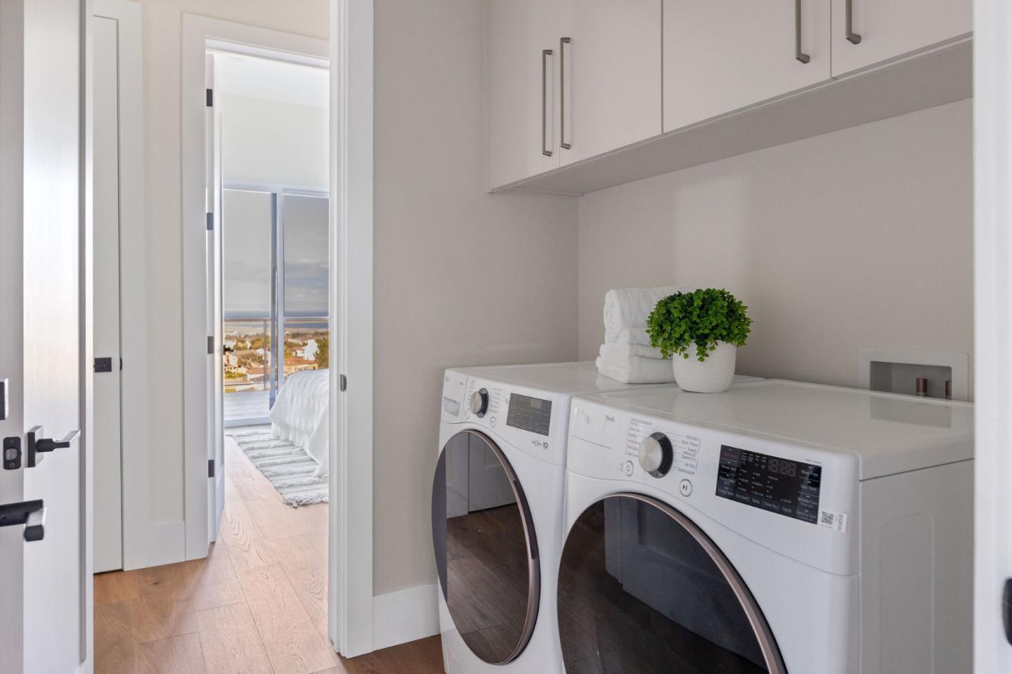 Detail Gallery Image 38 of 49 For 842 Clearfield Dr, Millbrae,  CA 94030 - 4 Beds | 3 Baths