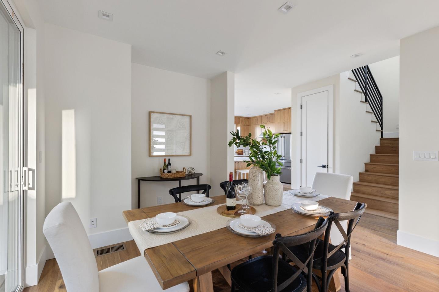 Detail Gallery Image 8 of 49 For 842 Clearfield Dr, Millbrae,  CA 94030 - 4 Beds | 3 Baths