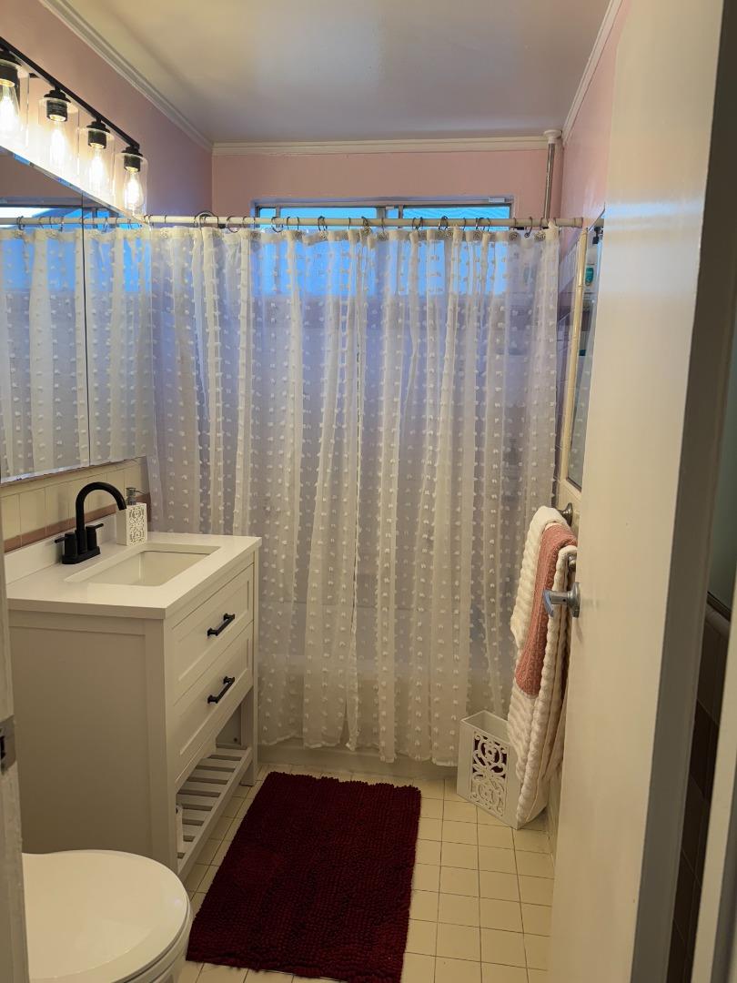 Detail Gallery Image 4 of 8 For 1343 San Juan, San Jose,  CA 95110 - 1 Beds | 1 Baths