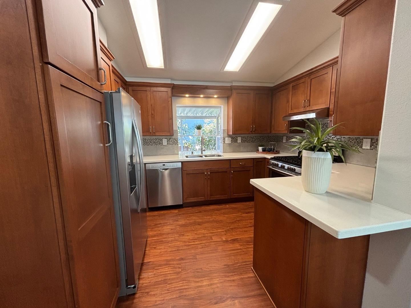 Detail Gallery Image 2 of 19 For 8282 Murray Ave #65,  Gilroy,  CA 95020 - 2 Beds | 2 Baths