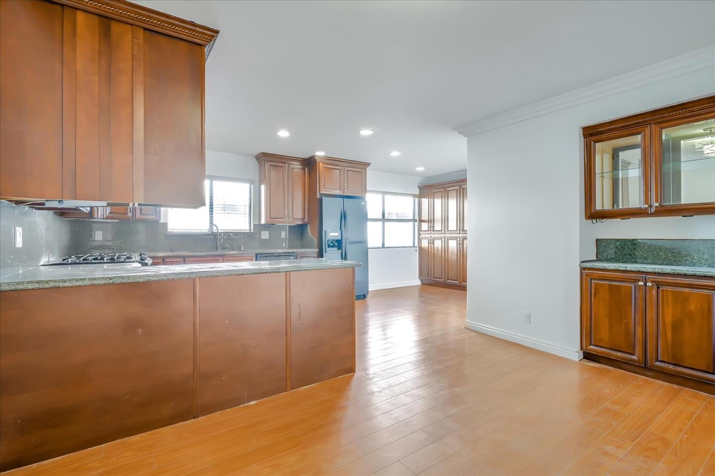 Detail Gallery Image 14 of 36 For 20224 Sherman Way #64,  Winnetka,  CA 91306 - 3 Beds | 2/1 Baths