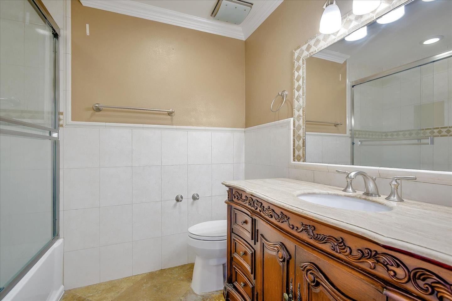Detail Gallery Image 27 of 36 For 20224 Sherman Way #64,  Winnetka,  CA 91306 - 3 Beds | 2/1 Baths