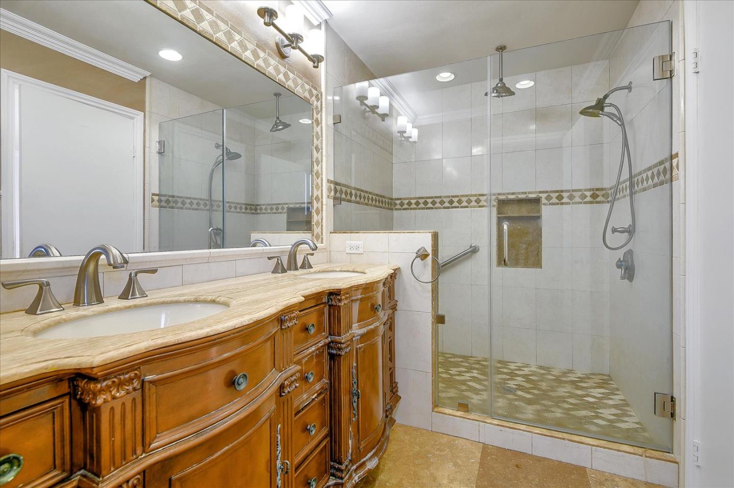 Detail Gallery Image 28 of 36 For 20224 Sherman Way #64,  Winnetka,  CA 91306 - 3 Beds | 2/1 Baths