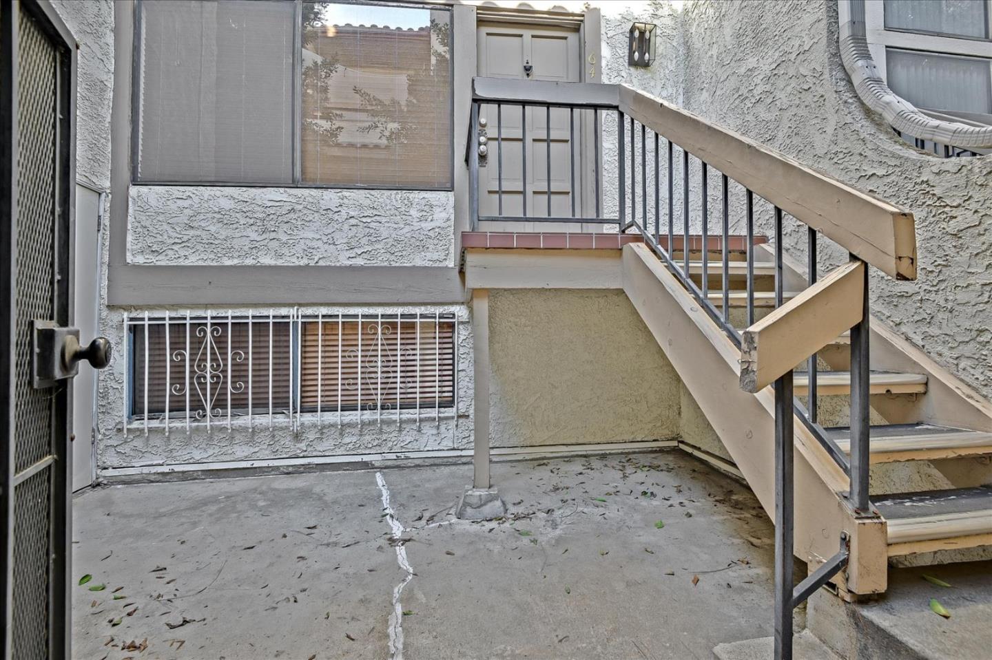 Detail Gallery Image 3 of 36 For 20224 Sherman Way #64,  Winnetka,  CA 91306 - 3 Beds | 2/1 Baths