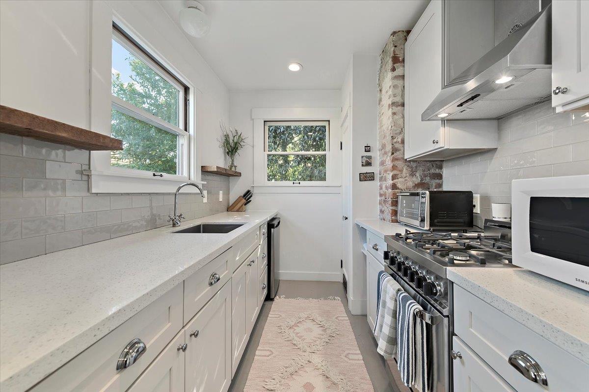 Detail Gallery Image 21 of 28 For 1725 Lincoln Ave, San Jose,  CA 95125 - 4 Beds | 3 Baths