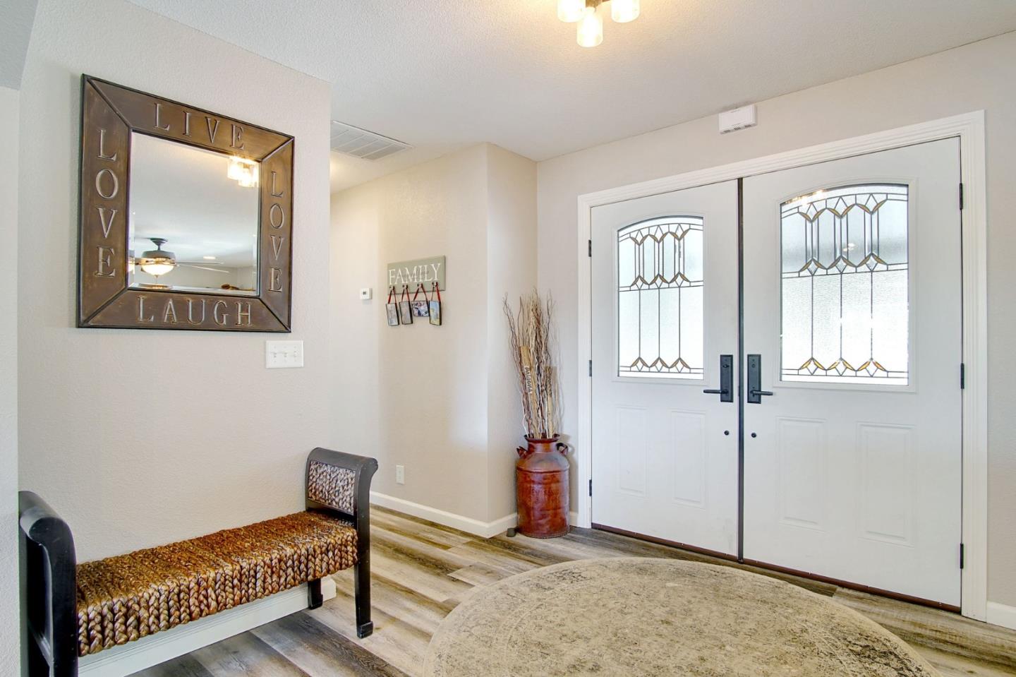 Detail Gallery Image 17 of 79 For 8875 New Ave, Gilroy,  CA 95020 - 4 Beds | 2/1 Baths