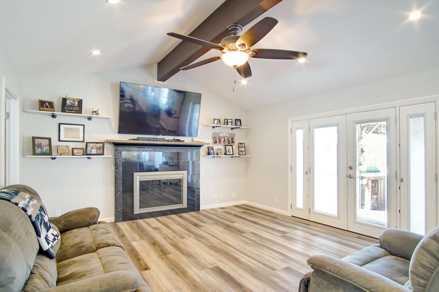 Detail Gallery Image 22 of 79 For 8875 New Ave, Gilroy,  CA 95020 - 4 Beds | 2/1 Baths