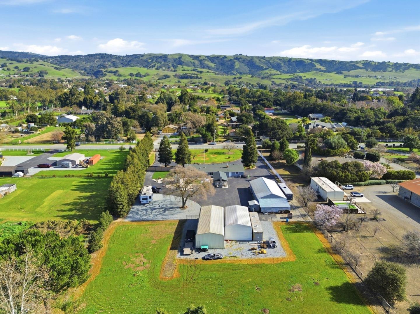 Detail Gallery Image 75 of 79 For 8875 New Ave, Gilroy,  CA 95020 - 4 Beds | 2/1 Baths