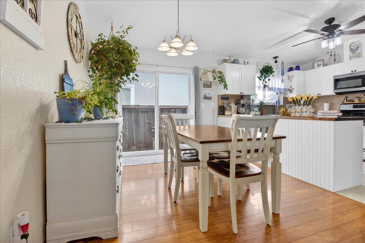 Detail Gallery Image 20 of 41 For 11 Manzano Cir, Salinas,  CA 93905 - 3 Beds | 2 Baths