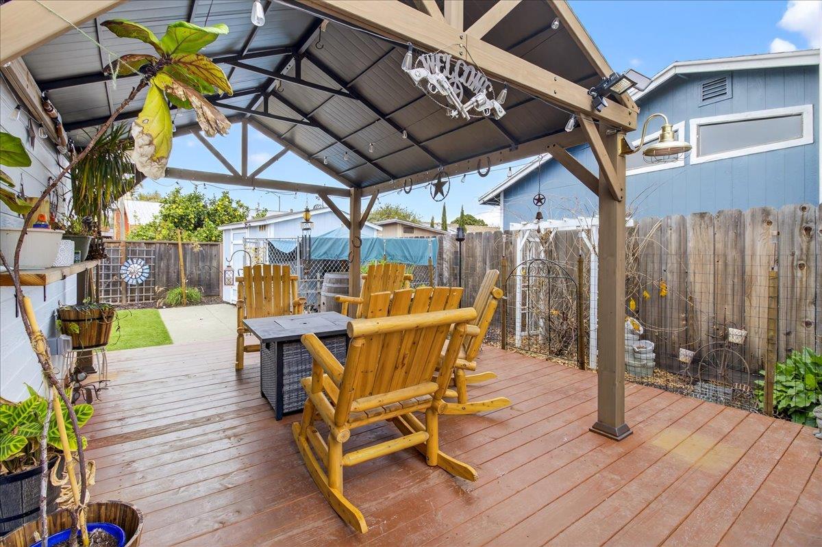 Detail Gallery Image 23 of 41 For 11 Manzano Cir, Salinas,  CA 93905 - 3 Beds | 2 Baths