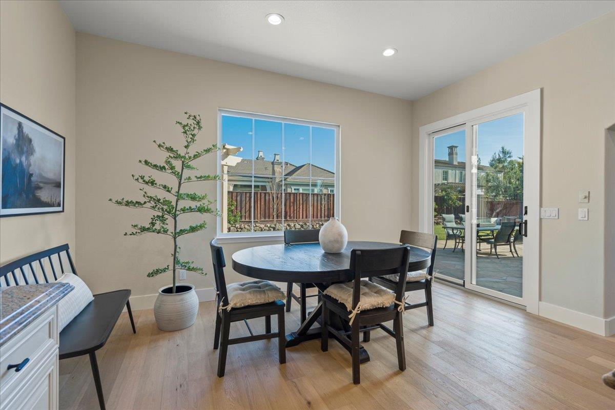 Detail Gallery Image 14 of 53 For 1620 Ventura Dr, Morgan Hill,  CA 95037 - 5 Beds | 4/1 Baths