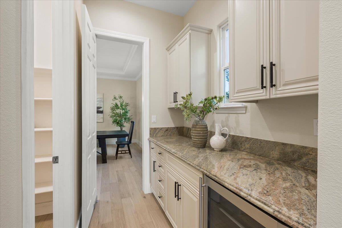 Detail Gallery Image 15 of 53 For 1620 Ventura Dr, Morgan Hill,  CA 95037 - 5 Beds | 4/1 Baths