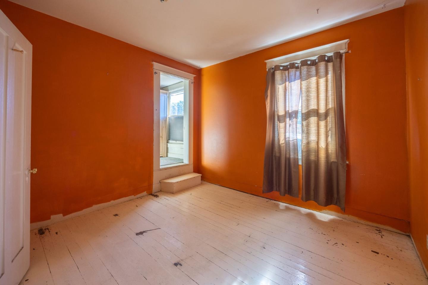 Detail Gallery Image 23 of 35 For 539 Main St, Half Moon Bay,  CA 94019 - – Beds | – Baths