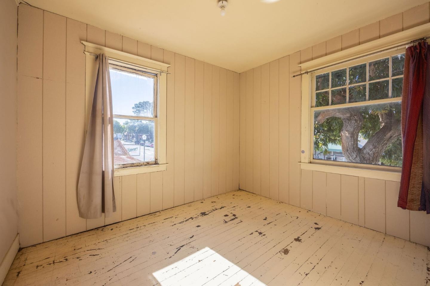 Detail Gallery Image 24 of 35 For 539 Main St, Half Moon Bay,  CA 94019 - – Beds | – Baths