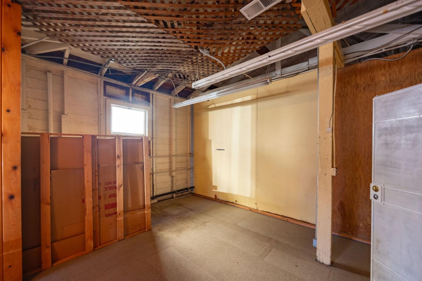 Detail Gallery Image 3 of 35 For 539 Main St, Half Moon Bay,  CA 94019 - – Beds | – Baths