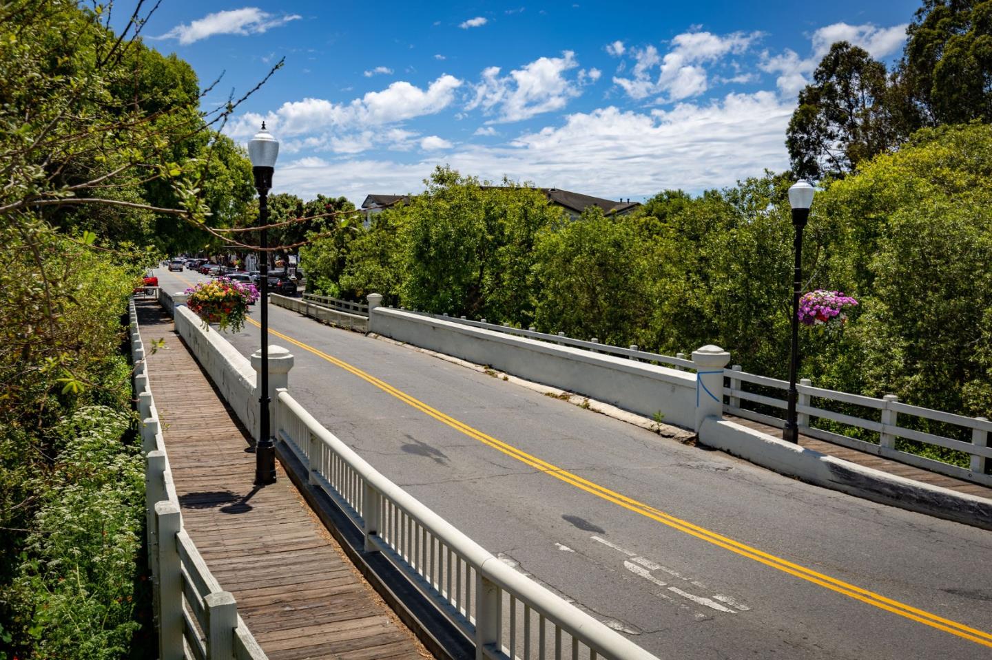 Detail Gallery Image 30 of 35 For 539 Main St, Half Moon Bay,  CA 94019 - – Beds | – Baths