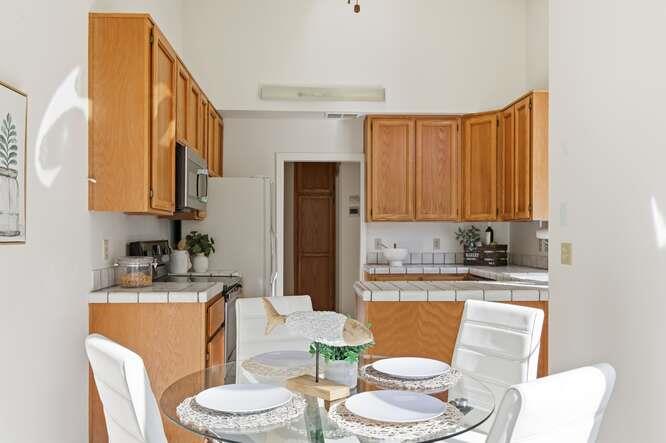 Detail Gallery Image 16 of 41 For 1295 Kelly Park Cir, Morgan Hill,  CA 95037 - 3 Beds | 2 Baths