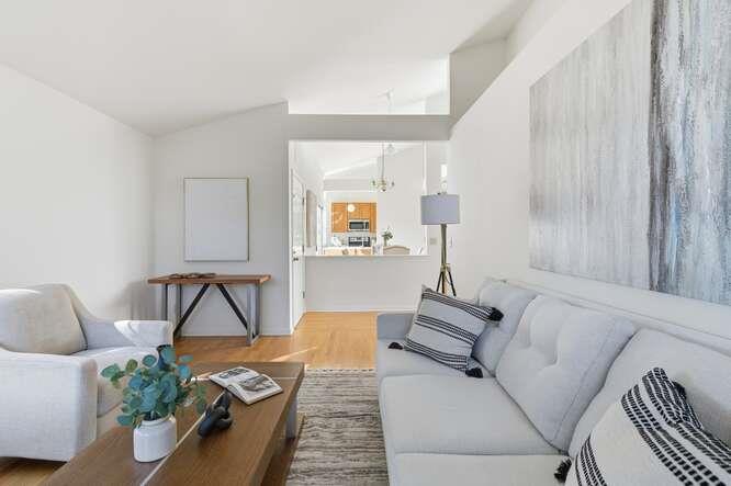 Detail Gallery Image 7 of 41 For 1295 Kelly Park Cir, Morgan Hill,  CA 95037 - 3 Beds | 2 Baths