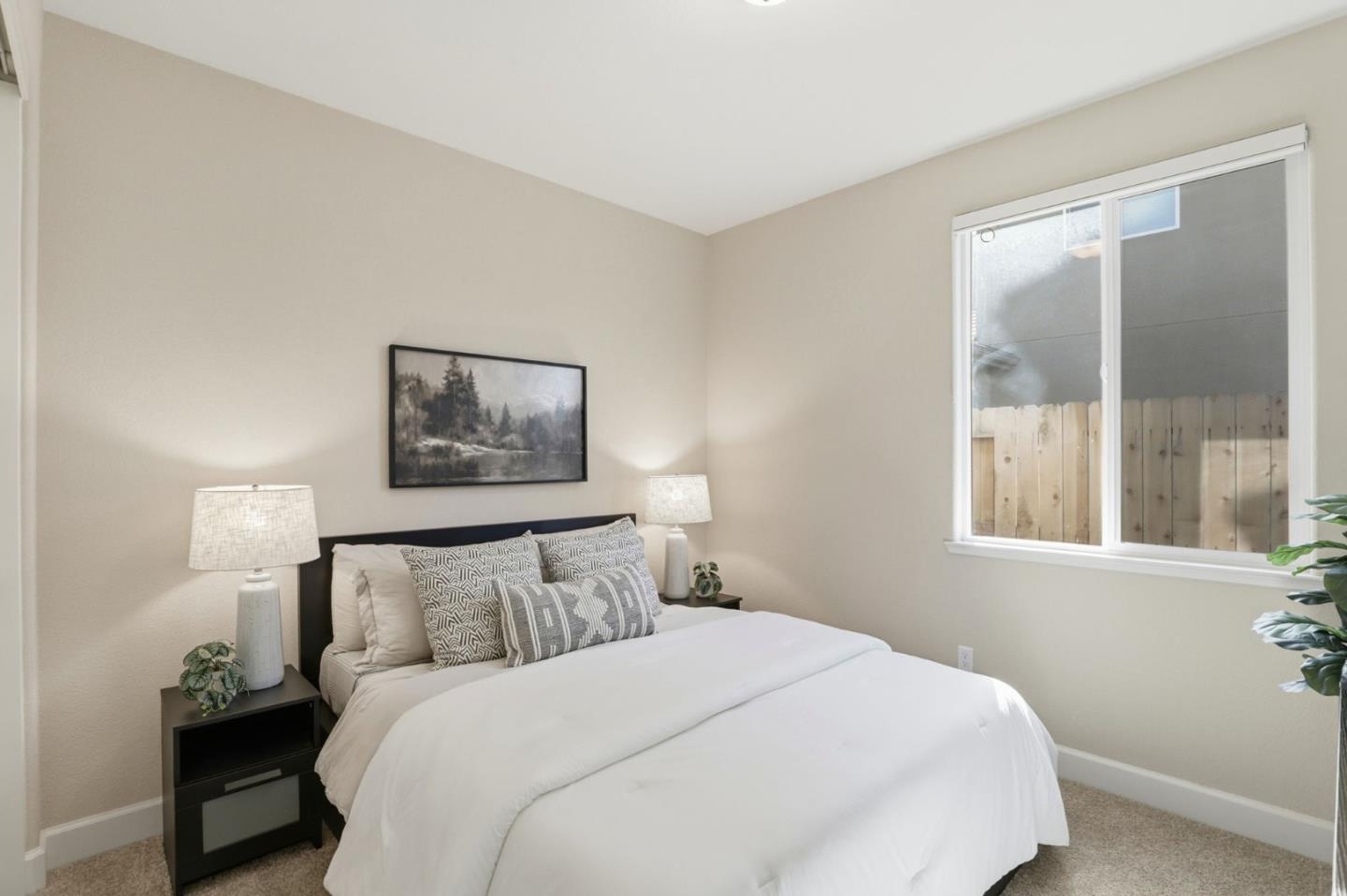 Detail Gallery Image 16 of 50 For 1216 Wildrose Dr, Hollister,  CA 95023 - 4 Beds | 2 Baths