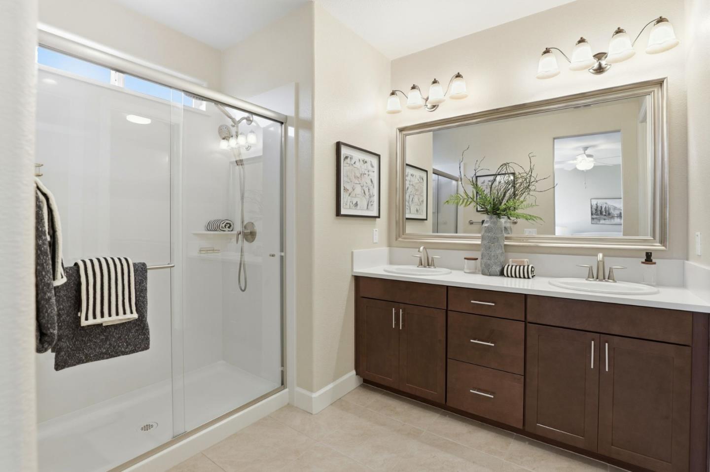 Detail Gallery Image 25 of 50 For 1216 Wildrose Dr, Hollister,  CA 95023 - 4 Beds | 2 Baths