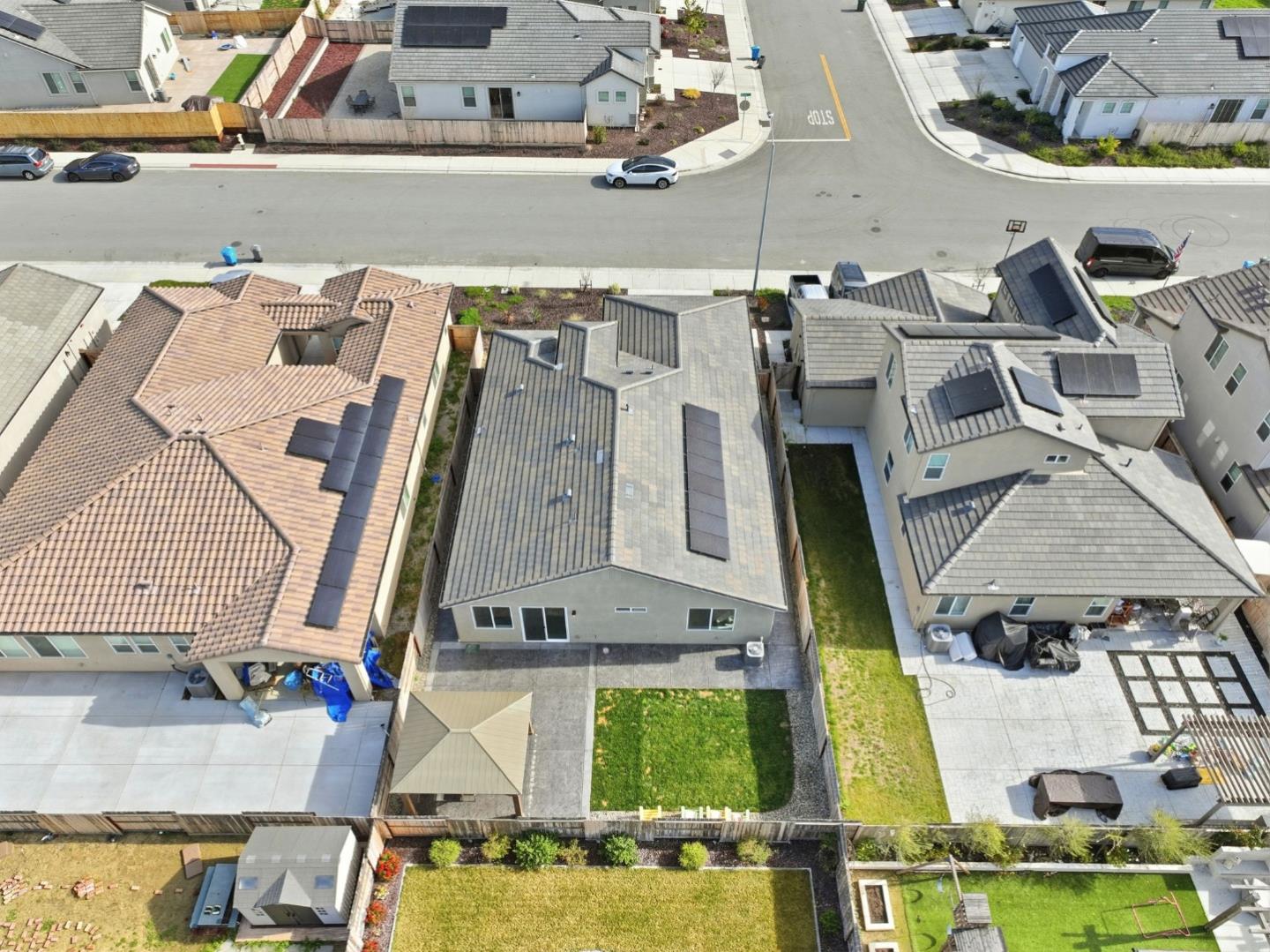 Detail Gallery Image 30 of 50 For 1216 Wildrose Dr, Hollister,  CA 95023 - 4 Beds | 2 Baths