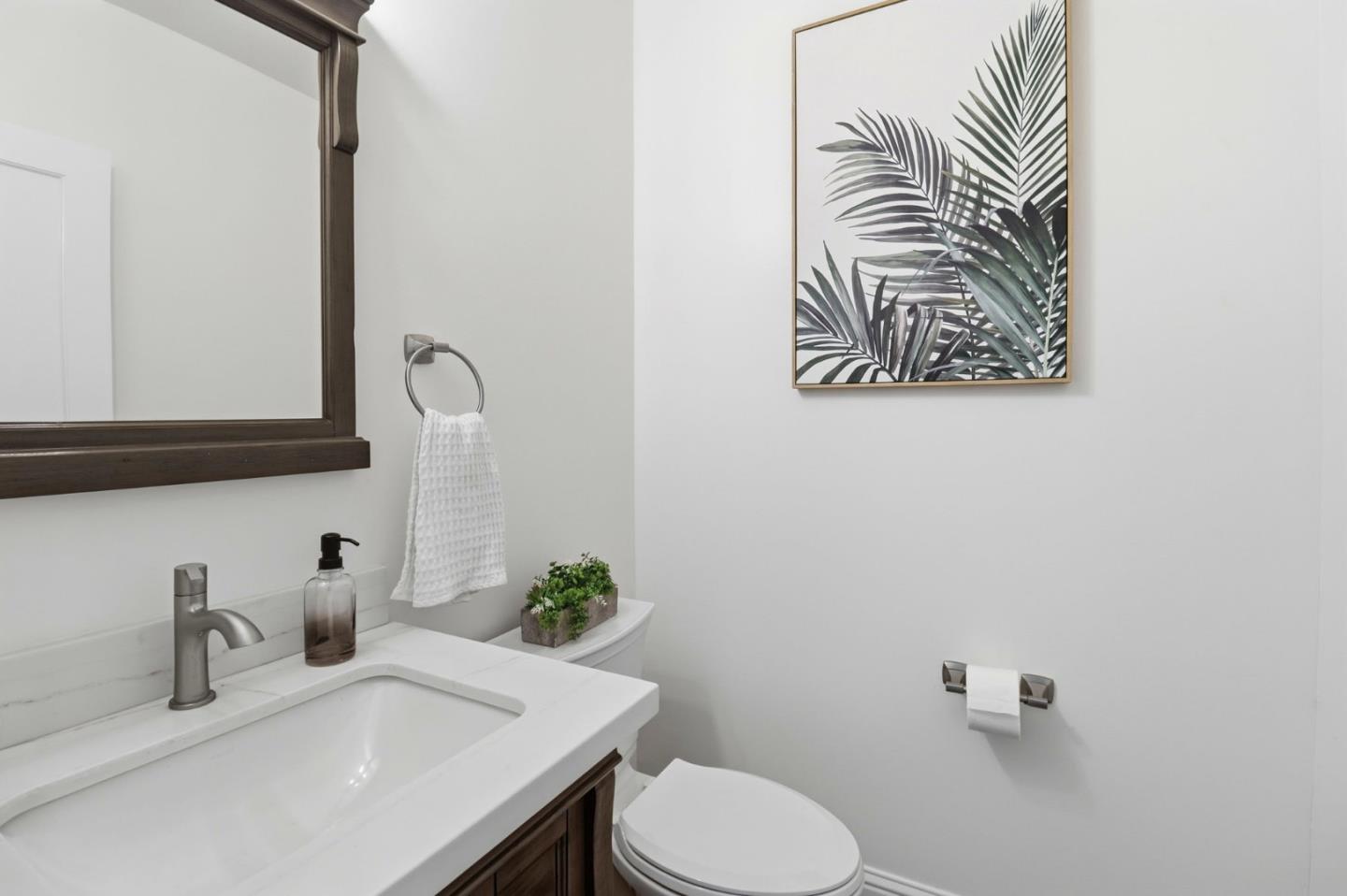 Detail Gallery Image 15 of 19 For 2710 Isabelle Ave, San Mateo,  CA 94403 - 3 Beds | 2/1 Baths