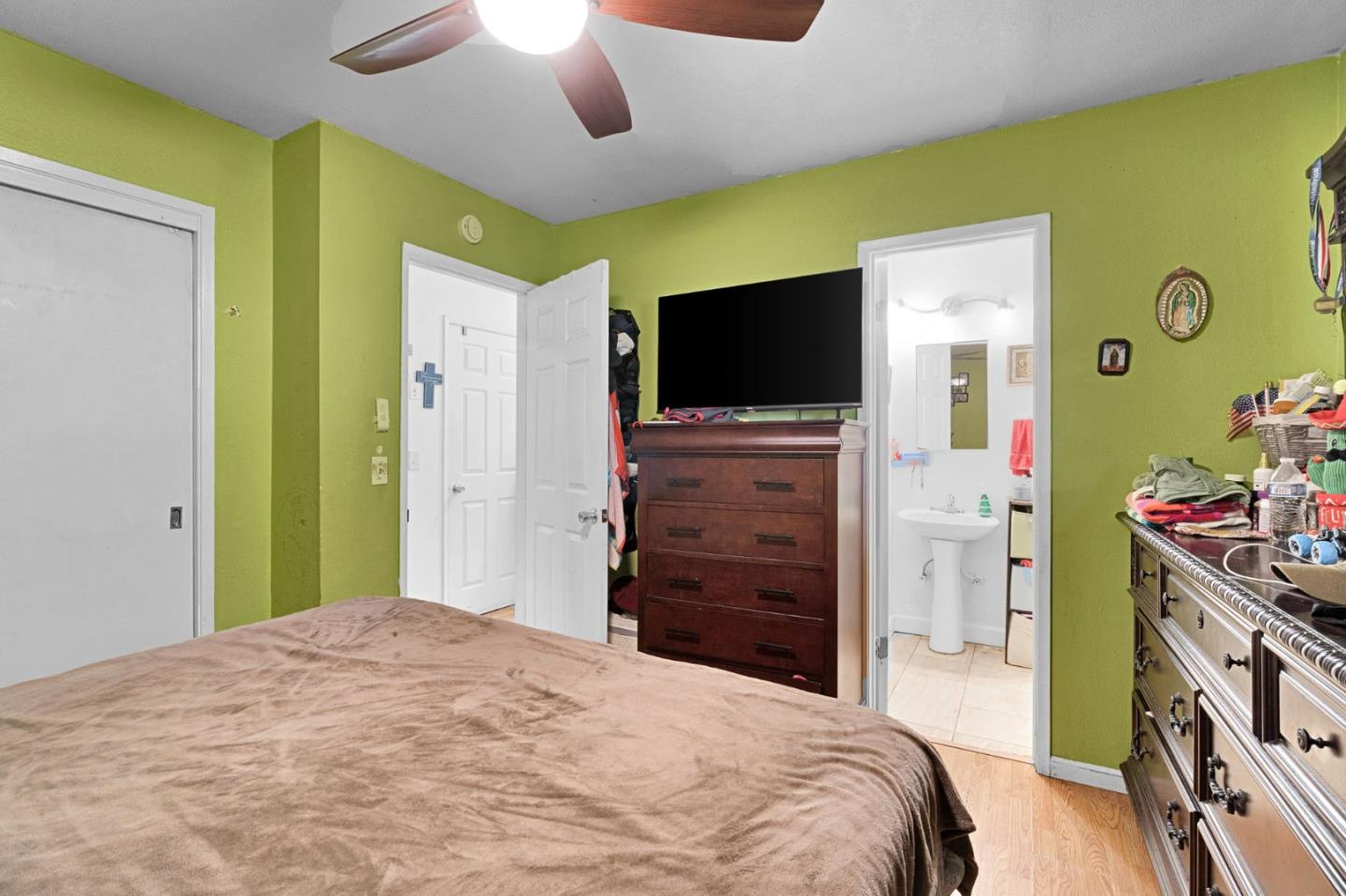 Detail Gallery Image 21 of 33 For 1007 Woodward, Fresno,  CA 93706 - 3 Beds | 2 Baths