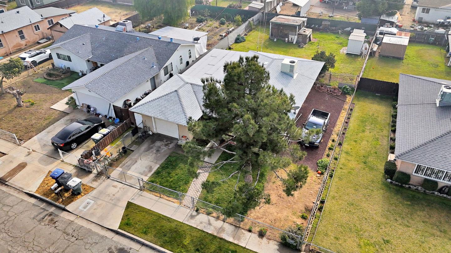 Detail Gallery Image 31 of 33 For 1007 Woodward, Fresno,  CA 93706 - 3 Beds | 2 Baths