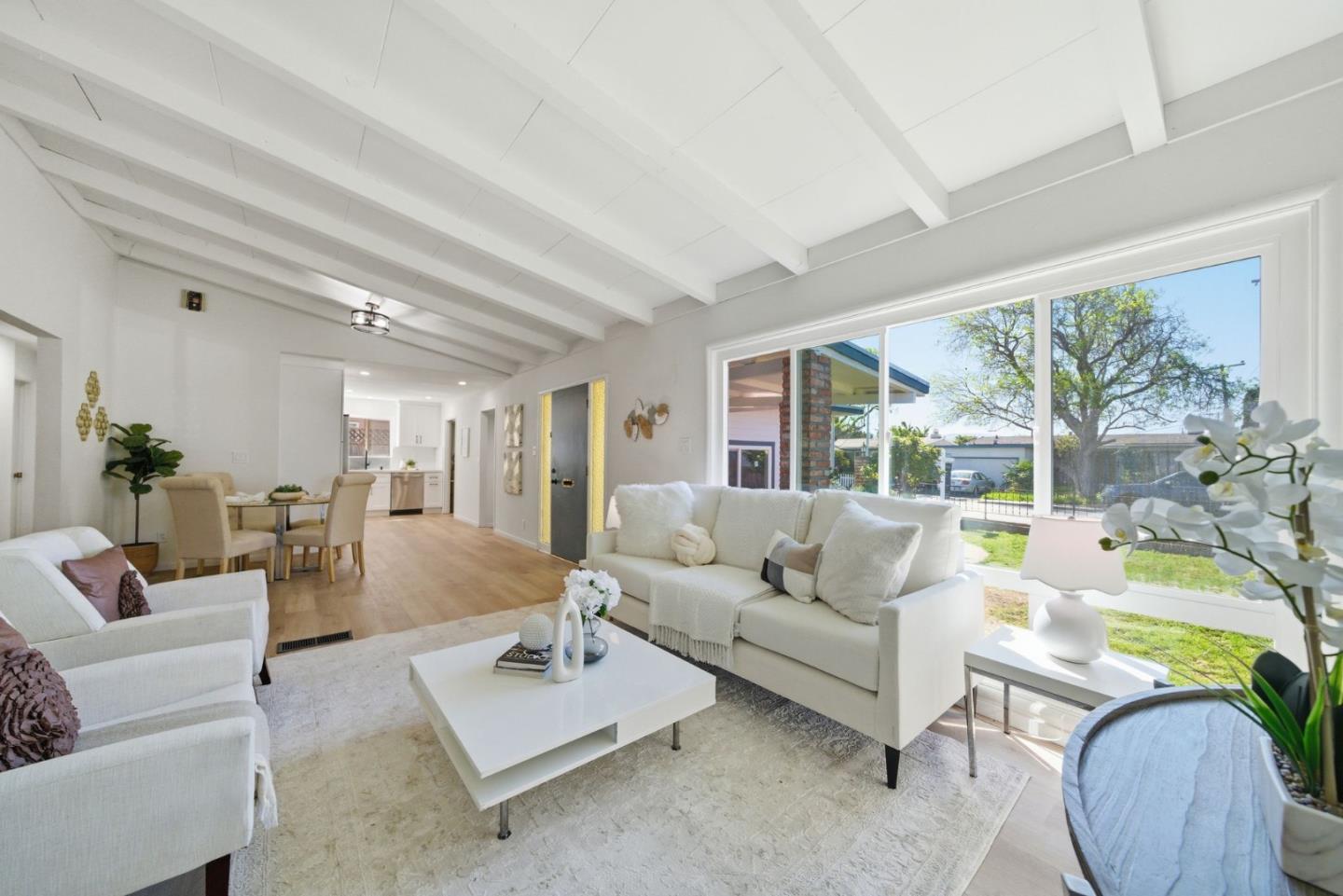 Detail Gallery Image 2 of 55 For 1624 Lodi Ave, San Mateo,  CA 94401 - 3 Beds | 2 Baths