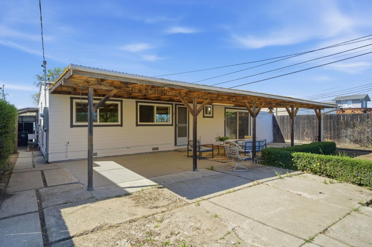 Detail Gallery Image 21 of 55 For 1624 Lodi Ave, San Mateo,  CA 94401 - 3 Beds | 2 Baths